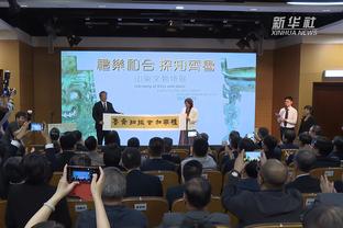 记者：拜仁原计划给图赫尔3场机会，但今天输球后情况愈发不确定